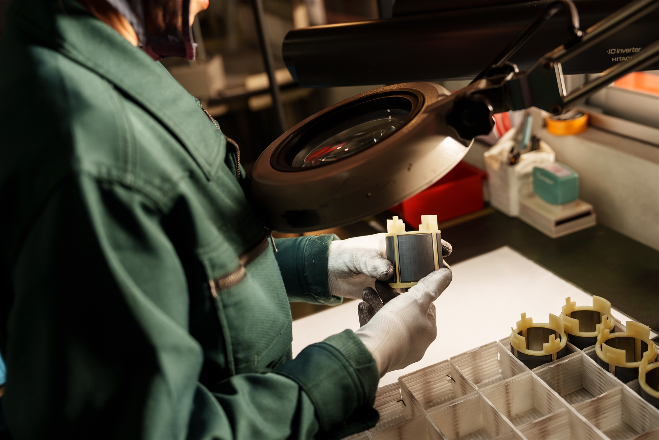 精密部品の検査業務